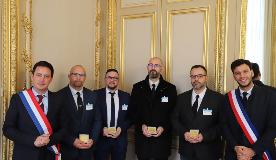 Des Policiers Municipaux de Beaucaire reçoivent la médaille de l’Assemblée nationale